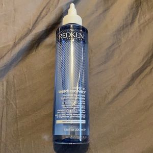 Redken extreme bleach recovery
